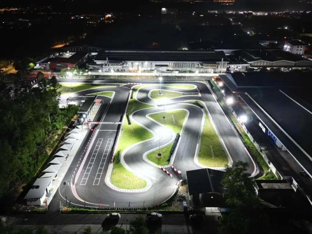 Floodlighting for a kart & motorcycle racing track