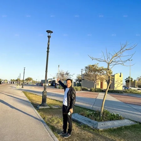 2300pcs of 100w MIC LED garden post lighting installation in Corniche, Damman, Saudi Arabia.